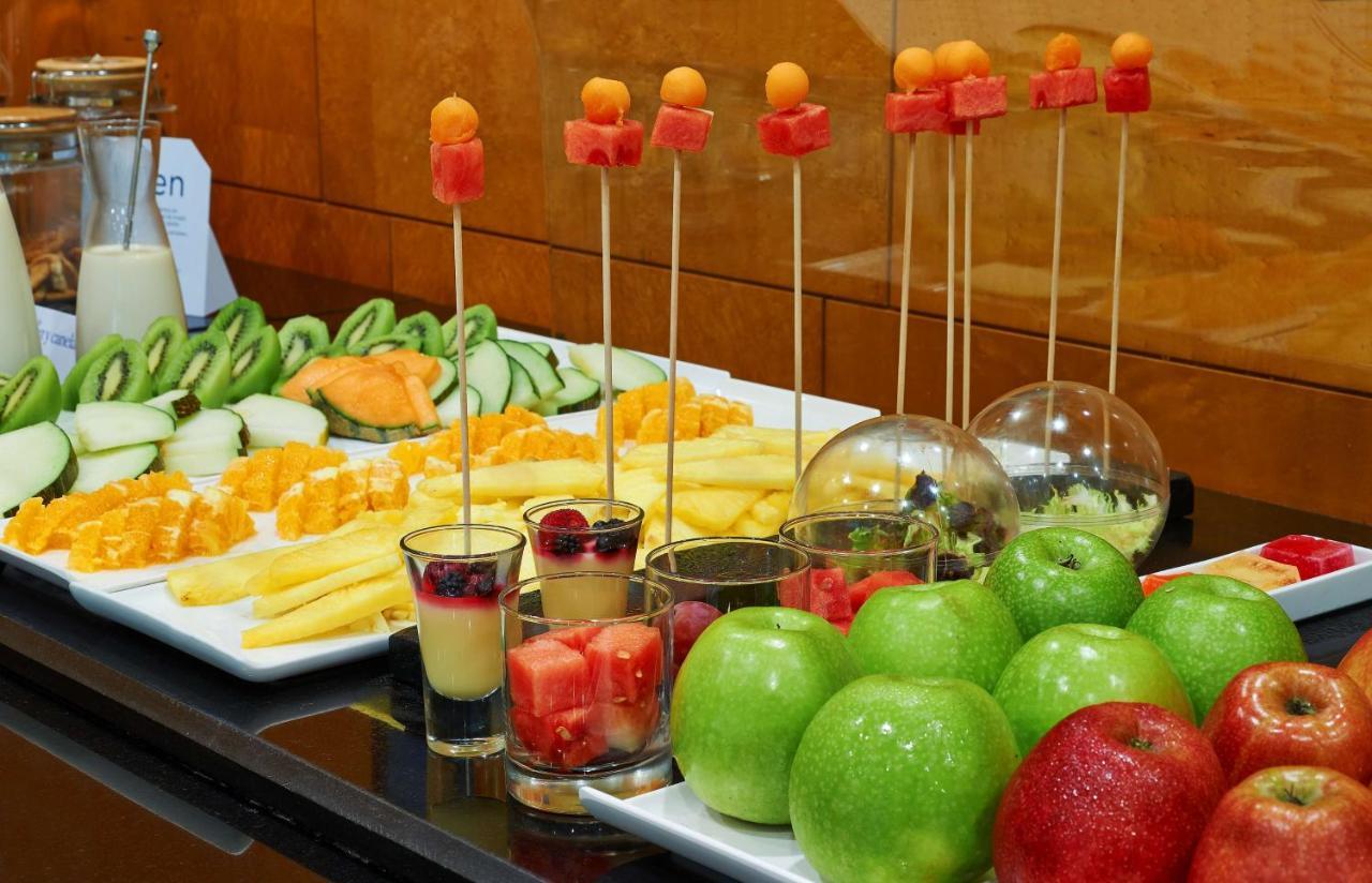 Hotel Nh Ciutat De Reus Zewnętrze zdjęcie